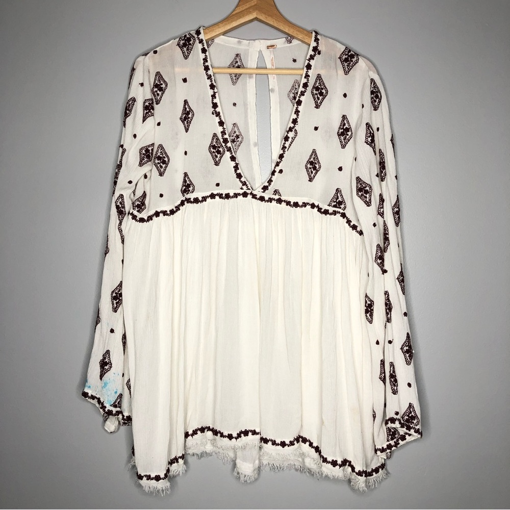 Free People Top Diamond Embroidered Blouse bell long Sleeves deep v-neck Cream